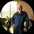 Marcos Lozano, mecánico de motos